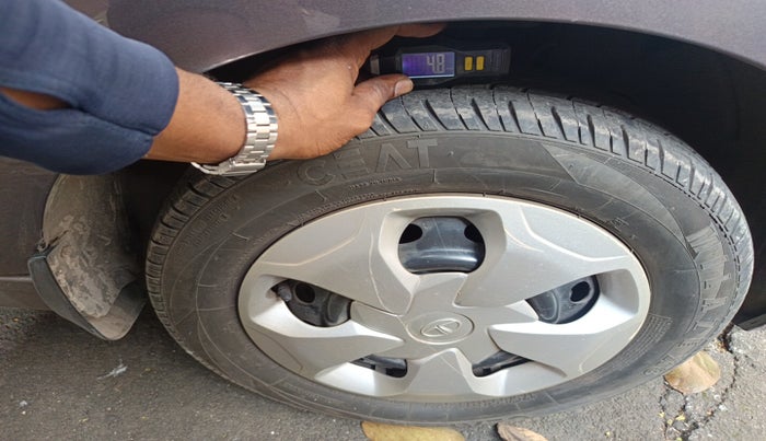 2017 Tata TIGOR XT PETROL, Petrol, Manual, 1,21,929 km, tyre