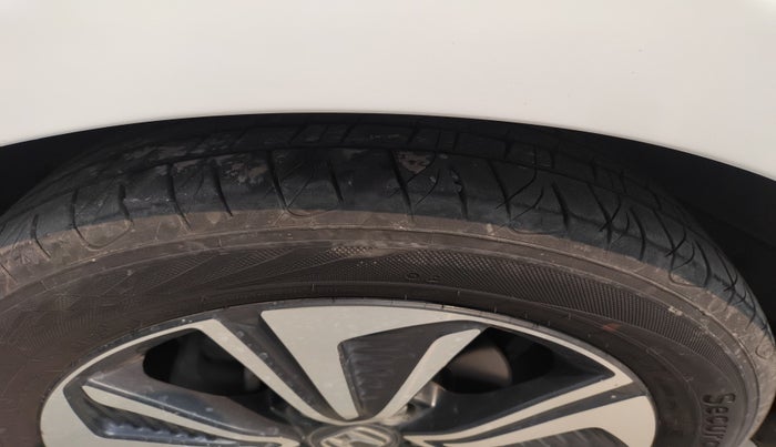 2019 Honda Civic 1.8L I-VTEC ZX CVT, Petrol, Automatic, 90,298 km, tyre