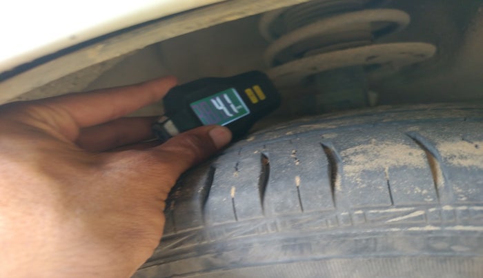 2018 Maruti Ciaz DELTA 1.5 SHVS MT PETROL, Petrol, Manual, 84,000 km, tyre