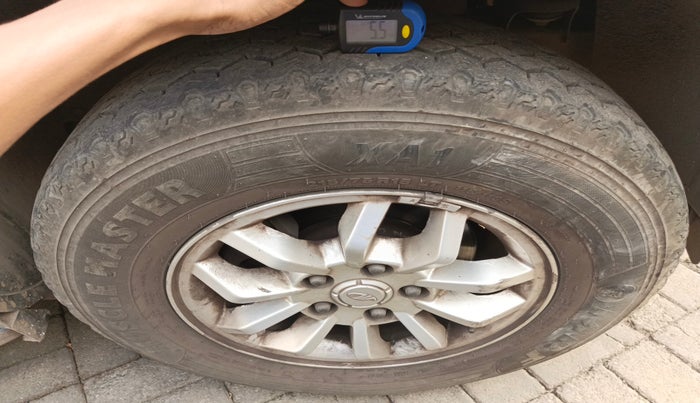 2016 Mahindra TUV300 T8 AMT, Diesel, Automatic, 36,287 km, tyre