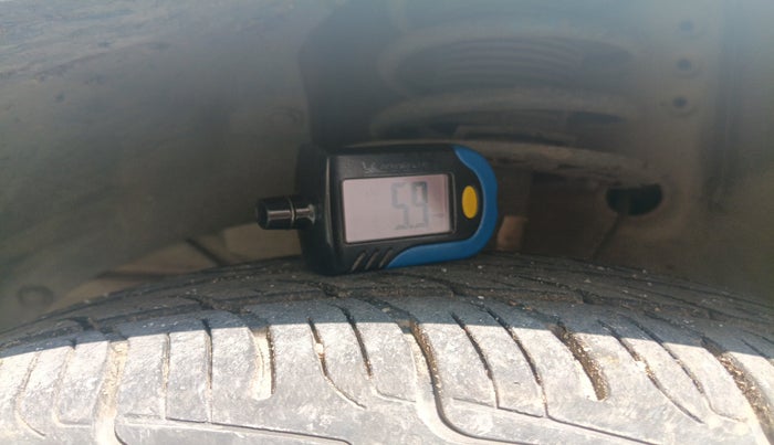 2018 Maruti Dzire VDI, Diesel, Manual, 1,20,268 km, tyre