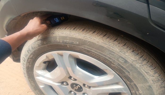 2021 KIA SONET HTK PLUS 1.0 IMT, Petrol, Manual, 62,364 km, tyre