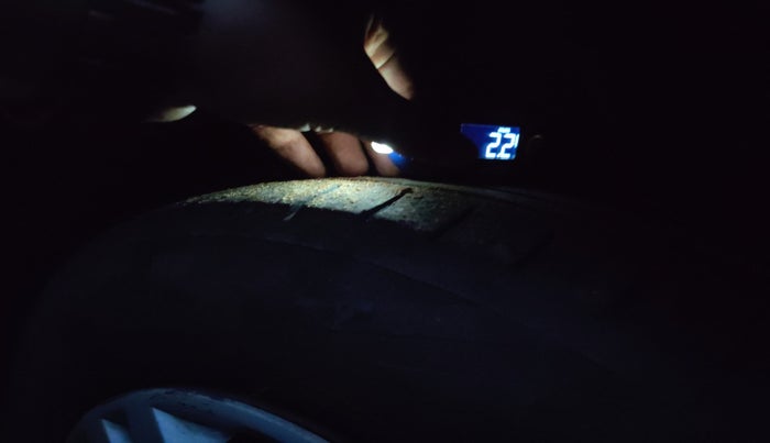 2019 Maruti Dzire VXI, Petrol, Manual, 85,742 km, tyre