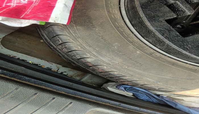 2019 Hyundai Creta E PLUS 1.4 DIESEL, Diesel, Manual, 1,44,174 km, tyre