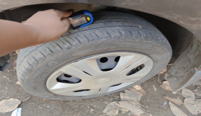 2016 Maruti Wagon R 1.0 VXI AMT, Petrol, Automatic, 25,403 km, tyre