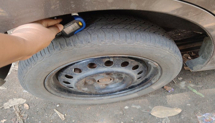 2016 Maruti Wagon R 1.0 VXI AMT, Petrol, Automatic, 25,403 km, tyre