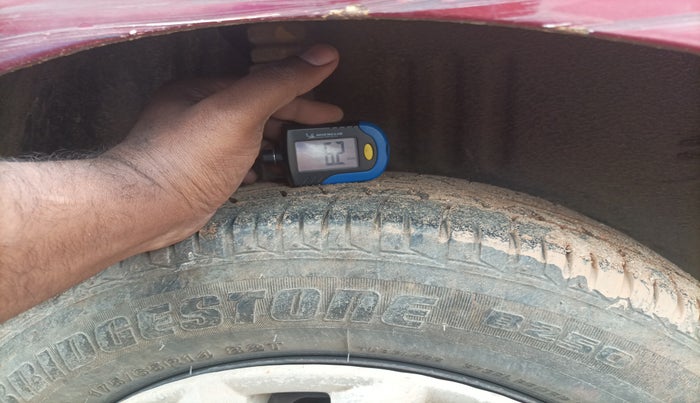 2013 Ford Classic LXI 1.4 DIESEL, Diesel, Manual, 1,12,143 km, tyre