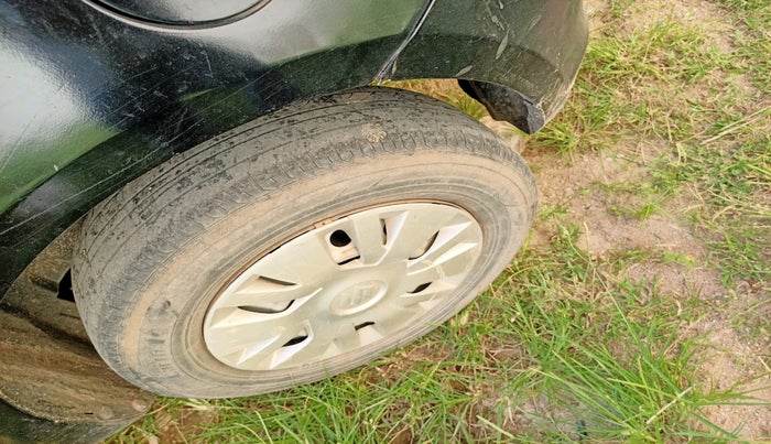 2013 Maruti Swift LDI, Diesel, Manual, 1,50,077 km, tyre