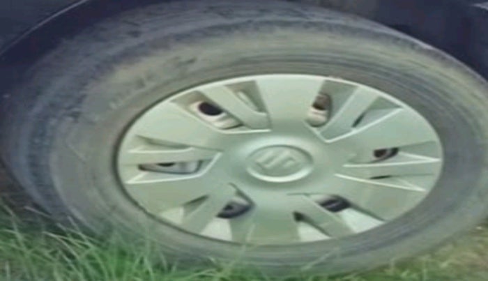 2013 Maruti Swift LDI, Diesel, Manual, 1,50,077 km, tyre