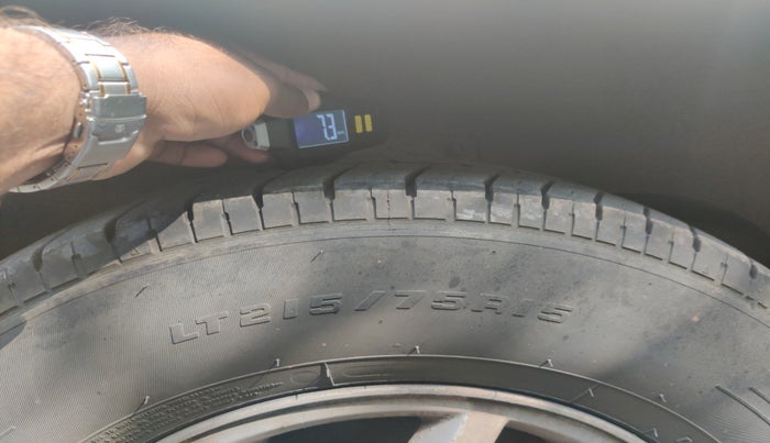 2016 Mahindra TUV300 T8 AMT, Diesel, Automatic, 50,733 km, tyre