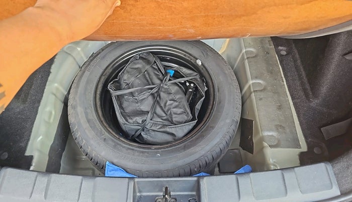 2022 Tata NEXON XZ PLUS PETROL, Petrol, Manual, 8,739 km, tyre