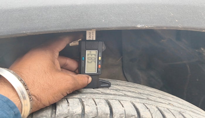 2024 Maruti BREZZA LXI S- CNG, Petrol, Manual, 22,559 km, tyre