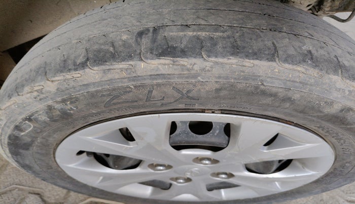 2016 Hyundai Grand i10 SPORTZ 1.1 CRDI, Diesel, Manual, 91,668 km, tyre