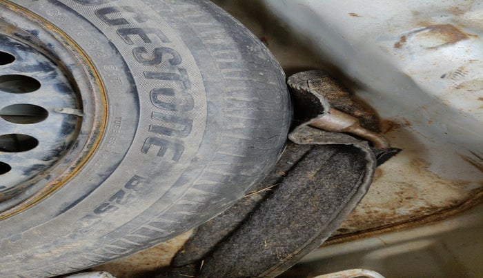 2016 Hyundai Grand i10 SPORTZ 1.1 CRDI, Diesel, Manual, 91,668 km, tyre