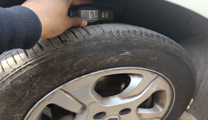 2015 Renault Lodgy 85 PS RXZ, Diesel, Manual, 1,16,035 km, tyre