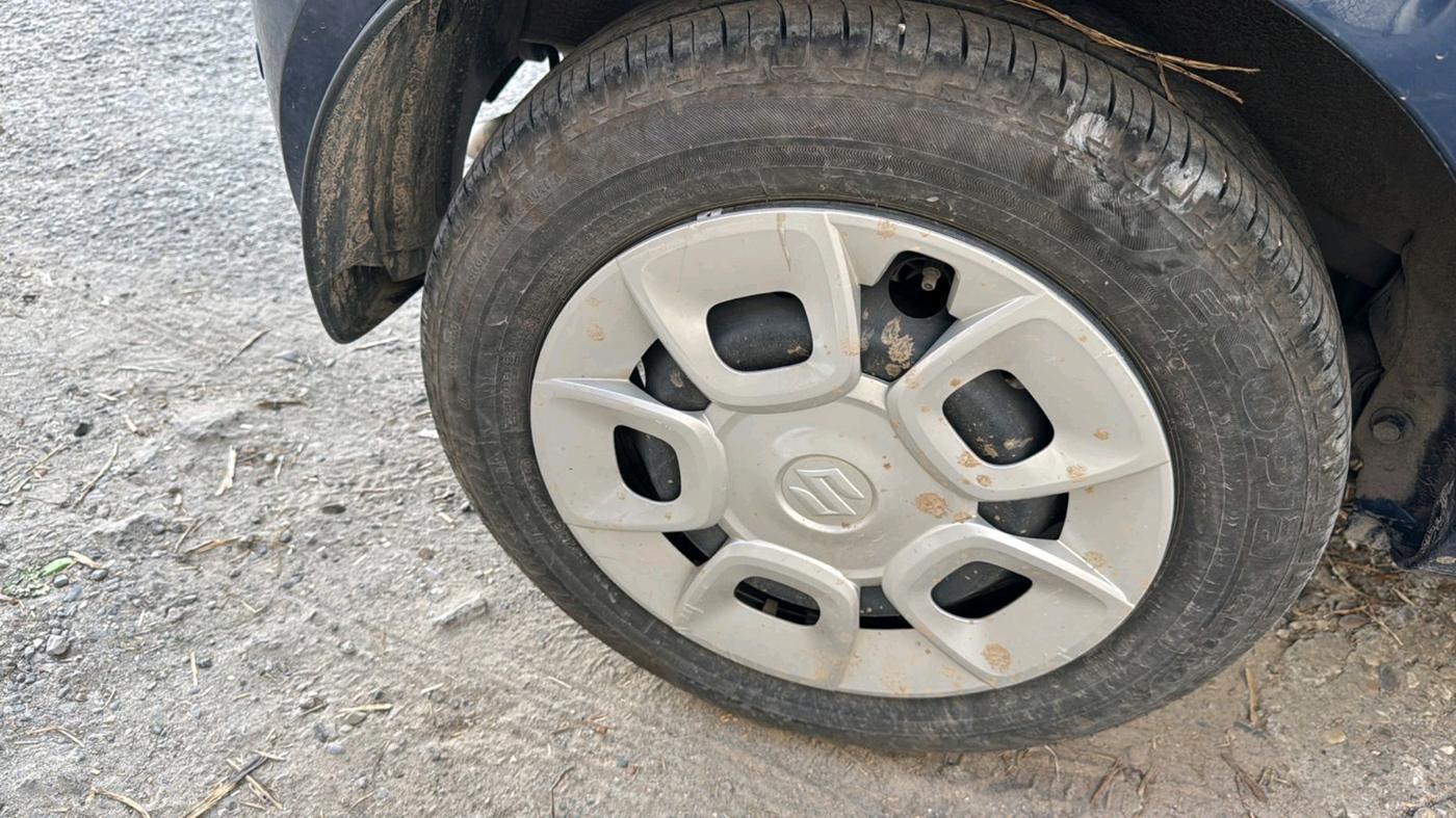 2019 Maruti IGNIS DELTA 1.2, Petrol, Manual, 7,350 km, tyre