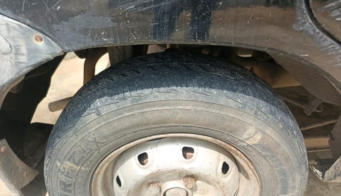 2010 Maruti Alto LXI, Petrol, Manual, 73,752 km, tyre