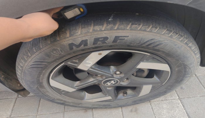 2021 Hyundai VENUE SX 1.0 TURBO, Petrol, Manual, 45,327 km, tyre