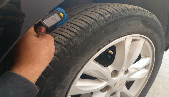 2017 Chevrolet Cruze LTZ AT, Diesel, Automatic, 72,704 km, tyre