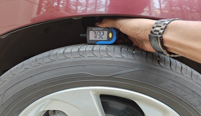 2016 Honda City 1.5L I-VTEC V MT, Petrol, Manual, 1,18,906 km, tyre