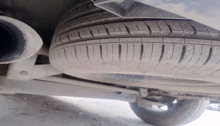 2022 Tata Harrier XZA PLUS 2.0L, Diesel, Automatic, 1,87,612 km, tyre