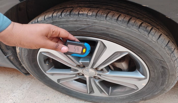 2019 Hyundai Verna 1.6 VTVT SX, Petrol, Manual, 76,966 km, tyre