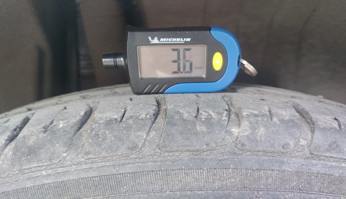 2018 Maruti Dzire VXI AMT, Petrol, Automatic, 18,173 km, tyre