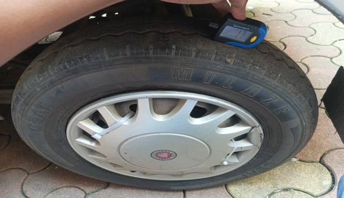 2012 Maruti Eeco 5 STR WITH A/C+HTR CNG, Petrol, Manual, 72,998 km, tyre