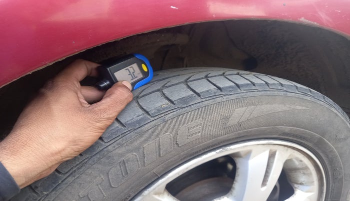 2010 Hyundai i20 ASTA 1.2, Petrol, Manual, 60,946 km, tyre