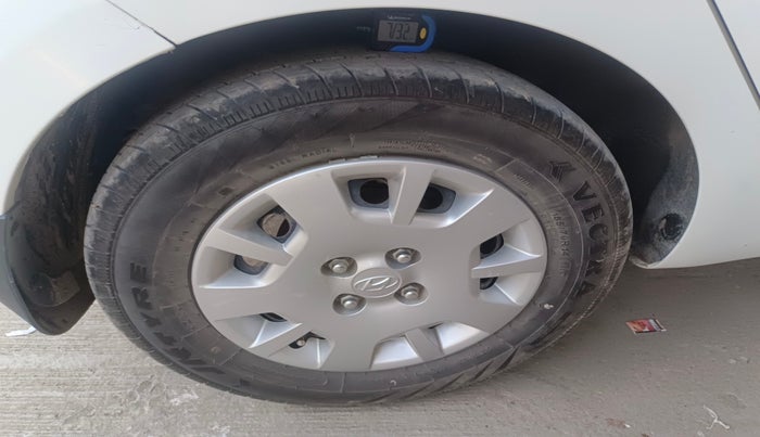 2014 Hyundai Elite i20 MAGNA 1.2, Petrol, Manual, 48,365 km, tyre