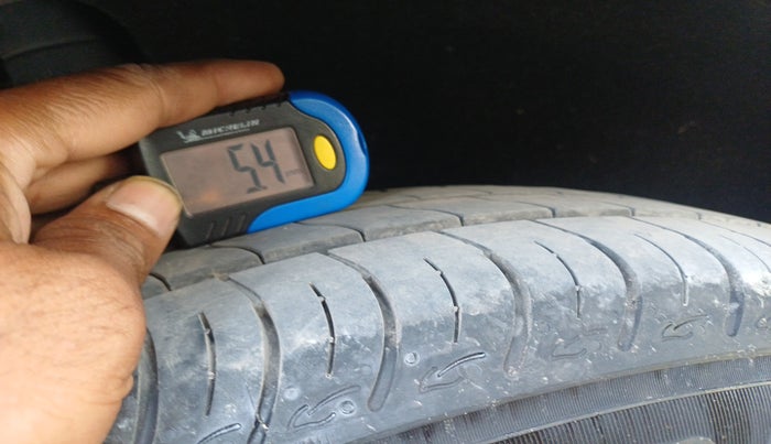 2017 Maruti Baleno DELTA DIESEL 1.3, Diesel, Manual, 1,44,471 km, tyre