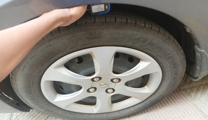 2011 Hyundai Verna FLUIDIC 1.6 VTVT EX, Petrol, Manual, 46,659 km, tyre