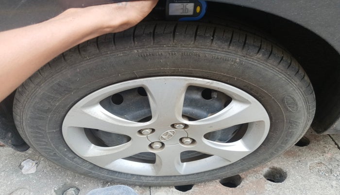 2011 Hyundai Verna FLUIDIC 1.6 VTVT EX, Petrol, Manual, 46,659 km, tyre