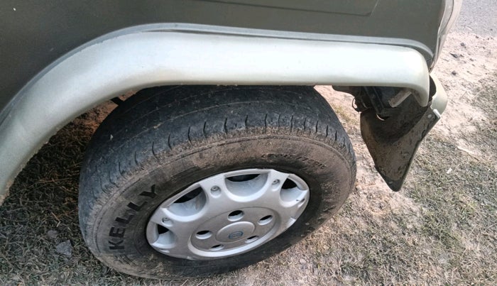 2011 Mahindra Bolero SLX BS-III, Diesel, Manual, 2,37,455 km, tyre