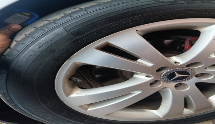 2011 Mercedes Benz C Class 200 CGI AVANTGARDE, Petrol, Automatic, 81,365 km, tyre