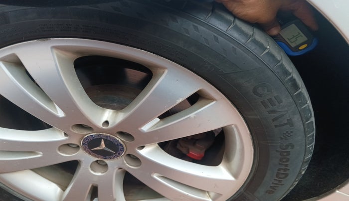 2011 Mercedes Benz C Class 200 CGI AVANTGARDE, Petrol, Automatic, 81,365 km, tyre