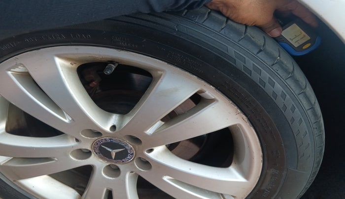 2011 Mercedes Benz C Class 200 CGI AVANTGARDE, Petrol, Automatic, 81,365 km, tyre