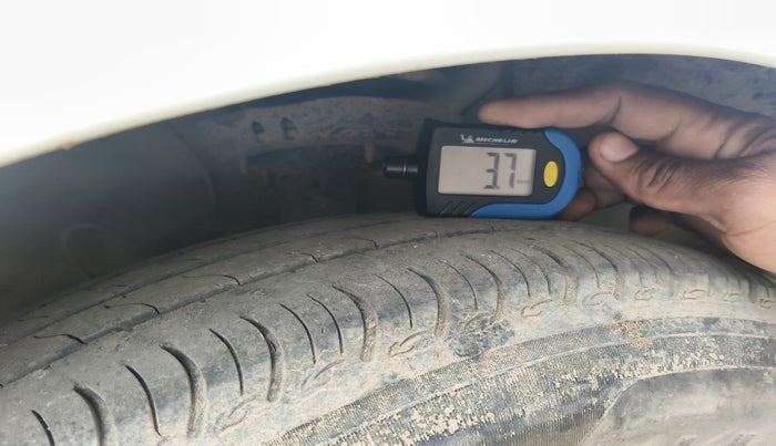 2022 Hyundai GRAND I10 NIOS SPORTZ 1.2 KAPPA VTVT CNG, Petrol, Manual, 58,456 km, tyre