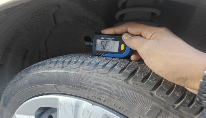 2014 Maruti Wagon R 1.0 VXI, Petrol, Manual, 38,796 km, tyre