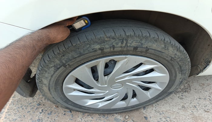 2024 Maruti Ertiga VXI CNG, Petrol, Manual, 64,127 km, tyre