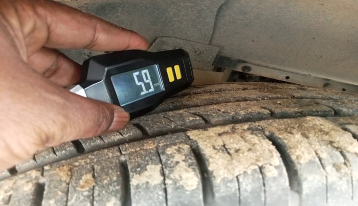 2014 Mahindra Scorpio VLX 2WD AIRBAG, Diesel, Manual, 82,797 km, tyre