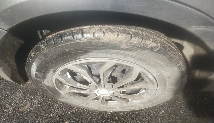 2014 Maruti Swift Dzire VXI, Petrol, Manual, 56,273 km, tyre