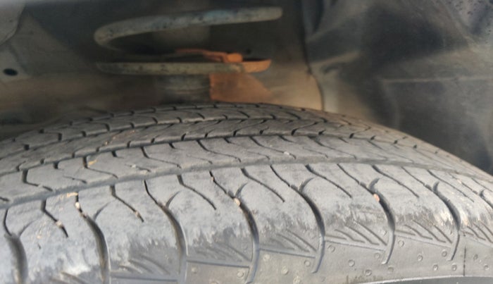 2024 Maruti Grand Vitara SIGMA SMART HYBRID, Petrol, Manual, 31,955 km, tyre