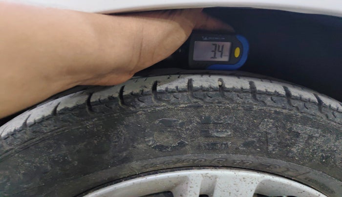 2018 Datsun Redi Go S 1.0 AMT, Petrol, Automatic, 32,916 km, tyre