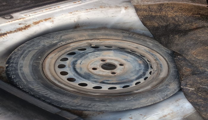 2018 Hyundai Verna 1.6 EX CRDI, Diesel, Manual, 67,166 km, tyre