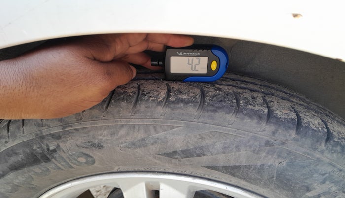 2011 Hyundai i20 SPORTZ 1.2, Petrol, Manual, 86,386 km, tyre