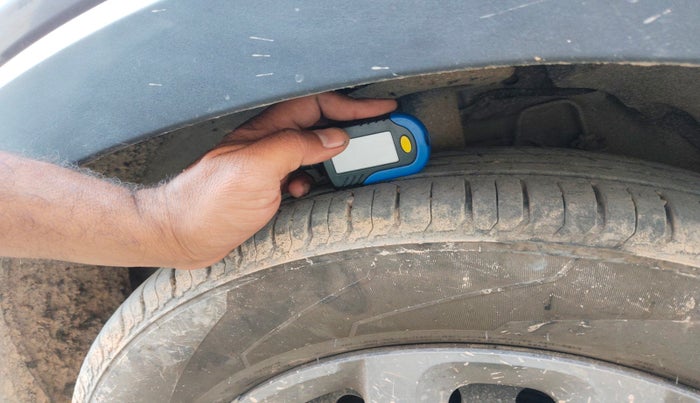 2024 CITROEN C3 FEEL 1.2, Petrol, Manual, 11,010 km, tyre