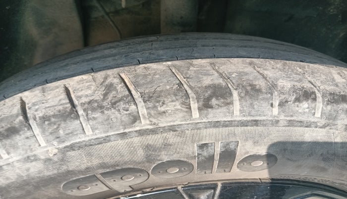 2022 Tata PUNCH ADVENTURE MT, Petrol, Manual, 41,687 km, tyre