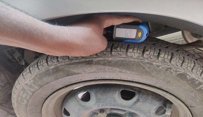 2017 Maruti Alto K10 VXI, Petrol, Manual, 57,593 km, tyre