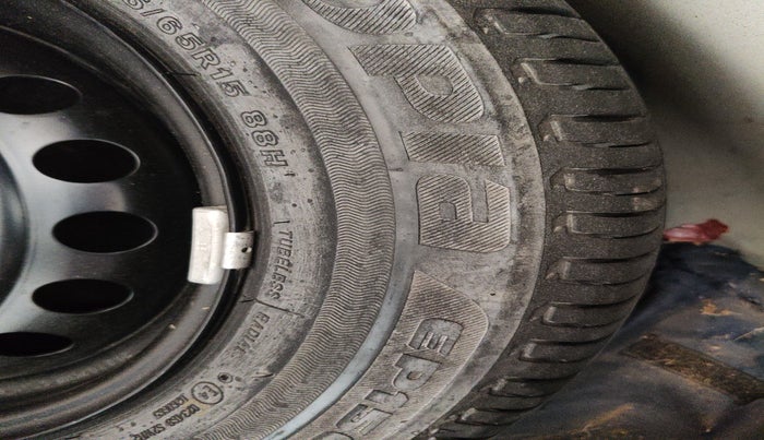 2020 Hyundai Verna SX (O) 1.5 CRDI, Diesel, Manual, 1,62,835 km, tyre